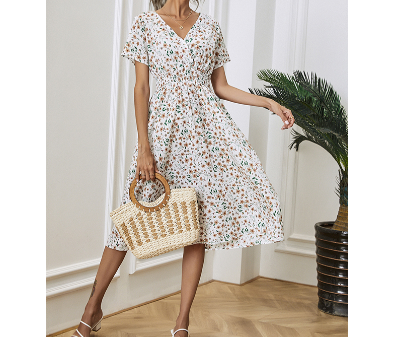 Floral v-neck chiffon dress - a perfect addition to your wardrobe with its bright floral print and A-line silhouette.