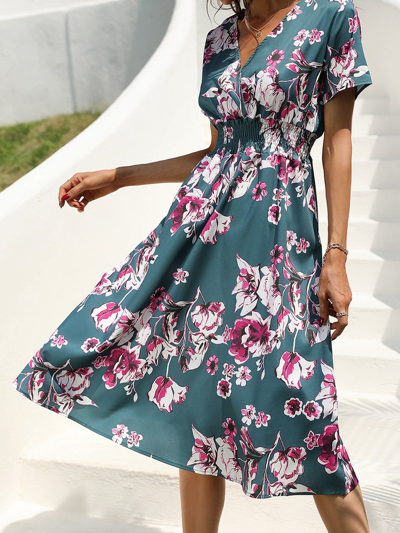 Floral v-neck chiffon dress - a perfect addition to your wardrobe with its bright floral print and A-line silhouette.