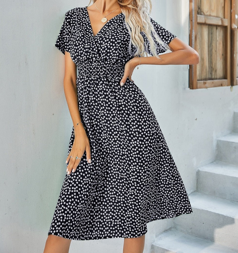 Floral v-neck chiffon dress - a perfect addition to your wardrobe with its bright floral print and A-line silhouette.