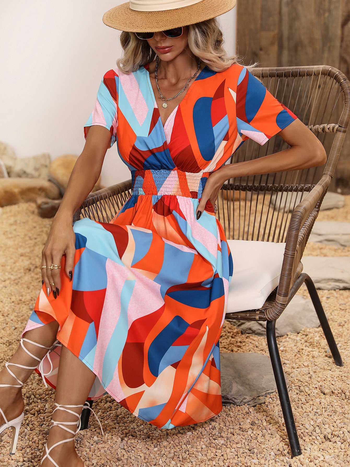 Floral v-neck chiffon dress - a perfect addition to your wardrobe with its bright floral print and A-line silhouette.