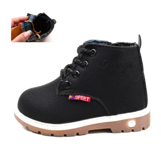 Stylish leather shoes suitable for school and various activities. These shoes have a thick lining for warmth and are made of high-quality materials. Available in different sizes to fit your boys.