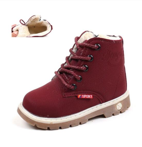 Stylish leather shoes suitable for school and various activities. These shoes have a thick lining for warmth and are made of high-quality materials. Available in different sizes to fit your boys.