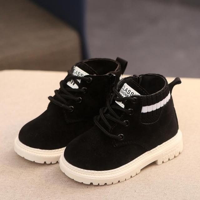 Stylish leather shoes suitable for school and various activities. These shoes have a thick lining for warmth and are made of high-quality materials. Available in different sizes to fit your boys.